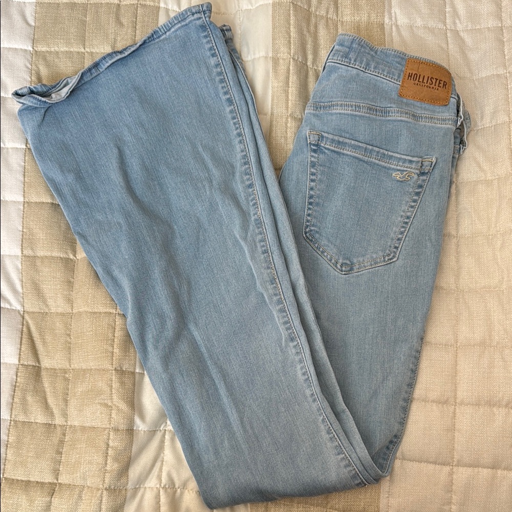 Hollister Light Blue Curvy High Rise Flare Jeans Style